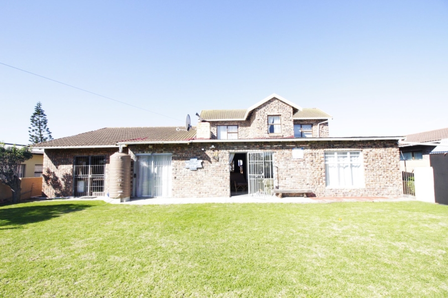 3 Bedroom Property for Sale in Wavecrest Eastern Cape
